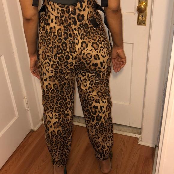 Leopard jumper. New. Fashion nova. Size S. - Picture 7 of 8